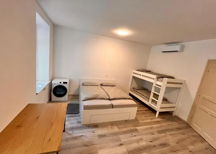 Bon Voyage Ii * Maribor